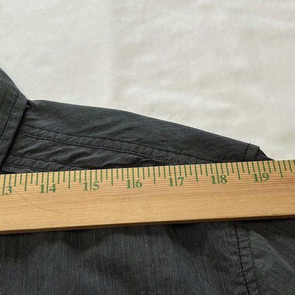 Buckle Black Shirt Size XL Tailored Fit Mens Long Sleeve Button Up Charcoal Gray - Picture 5 of 10